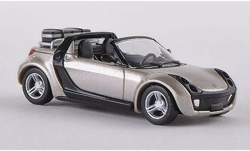 Smart Roadster Traveller 1/87 Busch with trunk beige diecast model cars