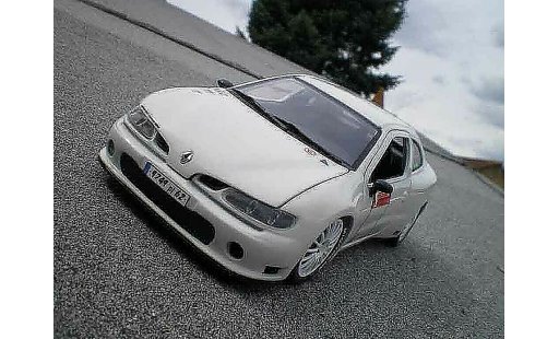 Renault Megane Base 1/18 Anson Maxi tuning white diecast model cars