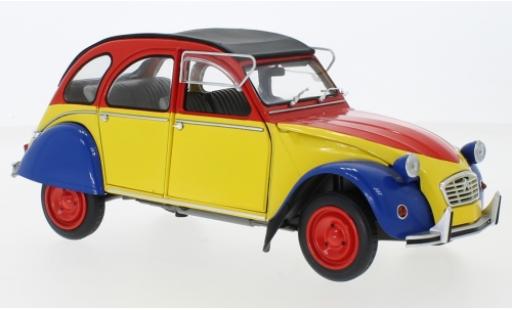 Diecast model cars Citroen 2CV Berline 6 Club Ricard (F) Decals liegen bei 1/18 Solido