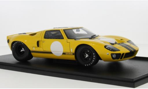 Diecast model cars Ford GT40 Mk I yellow/black 1968 1/18 Solido