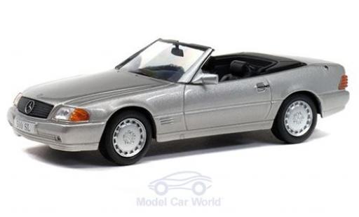 Diecast model cars Mercedes 500 Base SL (R109) grey 1989 1/43 Solido