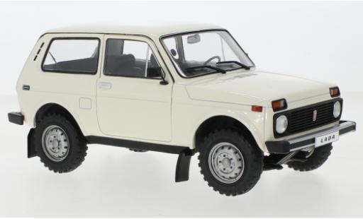 Diecast model cars Lada Niva Base white 1980 1/18 Solido
