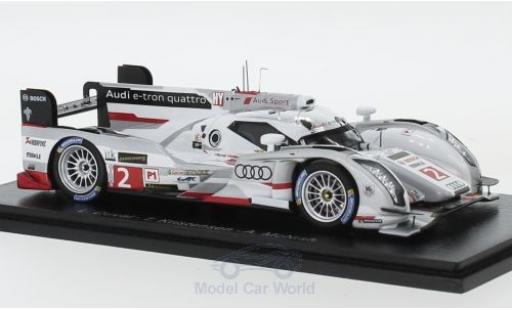 Diecast model cars Audi R18 e-tron quattro No.2 24h Le Mans 2013 L.Duval/T.Kristensen/A.McNish 1/43 Spark