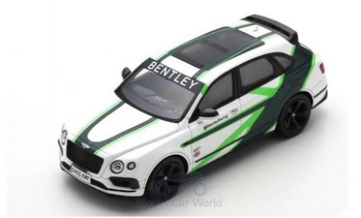 Diecast model cars Bentley Bentayga suv white/Dekor 2019 GT3 Demonstrationsfahrzeug 24h N&Atilde;&frac14;rburgring 1/43 Spark