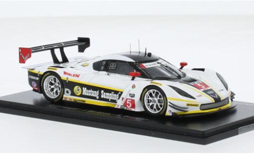 Diecast model cars Chevrolet Corvette course DP No.5 Action Express Racing 12h Sebring 2015 1/43 Spark