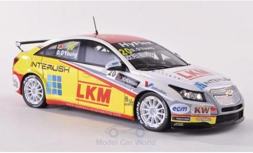 Diecast model cars Chevrolet Cruze course 1.6T No.20 LKM WTCC Macau 2012 D.O Young 1/43 Spark