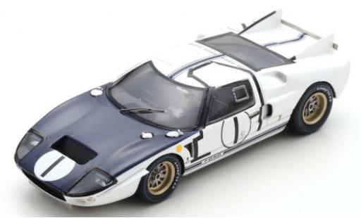 Diecast model cars Ford GT40 Mk II RHD No.1 24h Le Mans 1965 K.Miles/B.McLaren 1/43 Spark