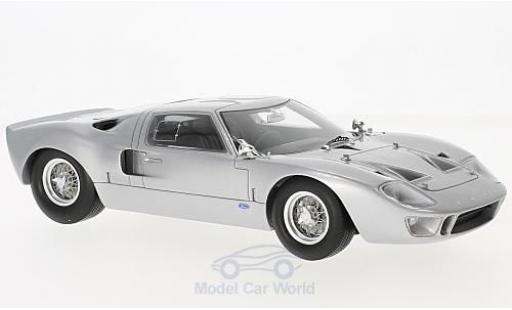 Diecast model cars Ford GT40 Mk I grey 1966 1/18 Spark