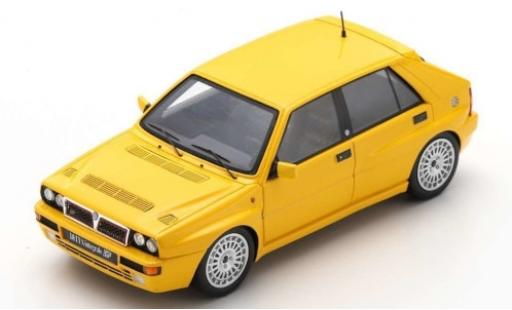 Diecast model cars Lancia Delta HF Integrale Evoluzione II yellow 1993 1/43 Spark