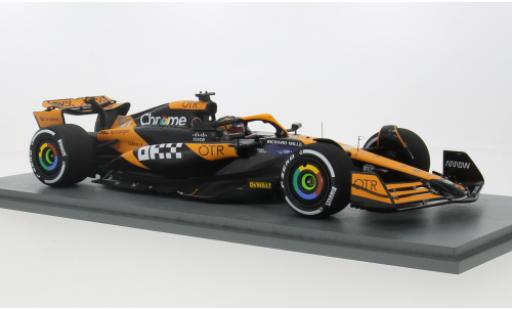 Diecast model cars McLaren F1 Base MCL38 No.81 Team formula 1 GP Australien 2024 1/18 Spark