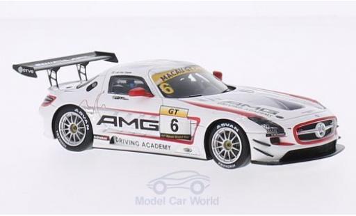 Diecast model cars Mercedes SLS GT3 AMG No.6 GT Cup GP Macau 2014 R.van der Zande 1/43 Spark