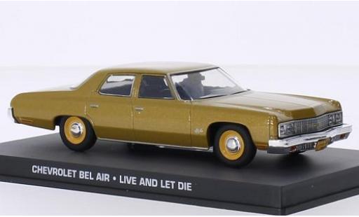 Diecast model cars Chevrolet Bel Air Coupe gold James Bond 007 Leben and sterben lassen without Vitrine 1/43 SpecialC