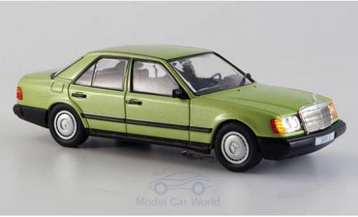 Diecast model cars Mercedes 300 Coupe E (W124) metallic green 1984 without Vitrine 1/43 SpecialC