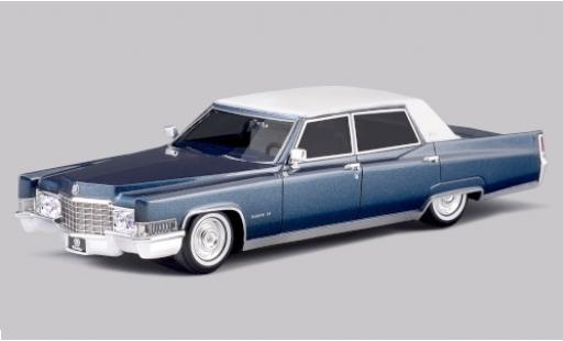 Diecast model cars Cadillac Fleetwood Sixty Special 60 Brougham metallic blue/matt-white 1969 1/43 Stamp Models