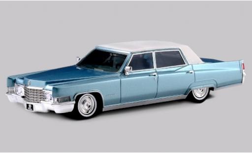 Diecast model cars Cadillac Fleetwood Sixty Special 60 Brougham metallic blue/matt-white 1969 1/43 Stamp Models