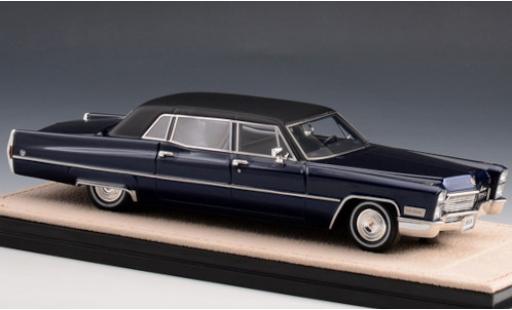 Diecast model cars Cadillac Fleetwood Limousine 75 metallic blue/matt-black 1968 1/43 Stamp Models