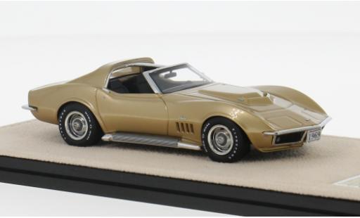 Diecast model cars Chevrolet Corvette course L88 gold 1969 1/43 Stamp Models