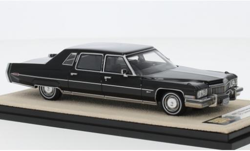 Diecast model cars Cadillac Fleetwood Limousine 75 black 1973 1/43 Stamp Models