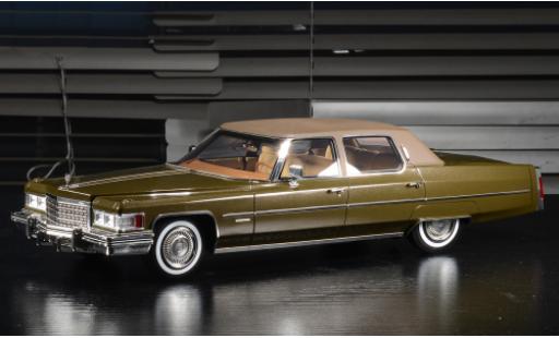 Diecast model cars Cadillac Fleetwood Brougham metallise beige/matt-brown 1976 1/18 Stamp Models