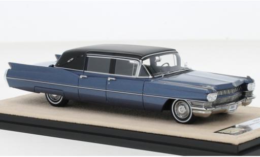 Diecast model cars Cadillac Fleetwood Limousine formula Landau Top metallise blue/black 1968 1/43 Stamp Models