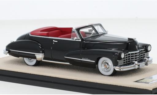 Diecast model cars Cadillac Series 62 Convertible black 1947 1/43 Stamp Models