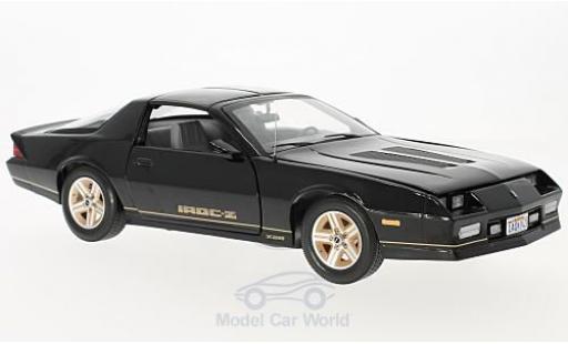 Diecast model cars Chevrolet Camaro IROC -Z black 1985 1/18 Sun Star