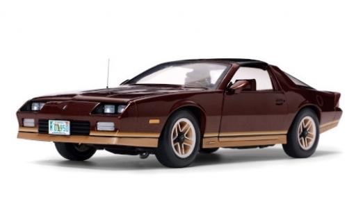 Diecast model cars Chevrolet Camaro Z28 copper 1985 1/18 Sun Star