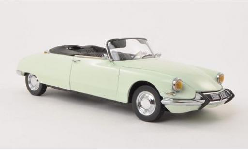 Diecast model cars Citroen DS Cabriolet 19 Convertible green 1961 Softtop couch&Atilde;&copy; avec avec Simulation le Hydropneumatik 1/18 Sun Star