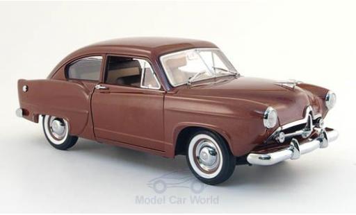 Diecast model cars Kaiser Henry J Base metallic brown 1951 1/18 Sun Star