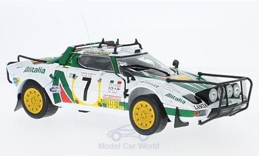 Diecast model cars Lancia Stratos HF Rally No.7 Alitalia Rally WM Safari Rally 1977 S.Munari/P.Sodano without Vitrine 1/18 Sun Star