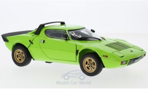 Diecast model cars Lancia Stratos Stradale green 1975 without Vitrine 1/18 Sun Star
