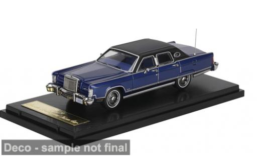 Diecast model cars Lincoln Continental Town Car blue 1979 1/64 Sun Star
