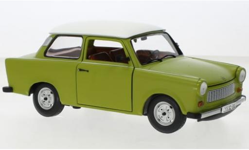 Diecast model cars Trabant 601 Base green/white 1/18 Sun Star