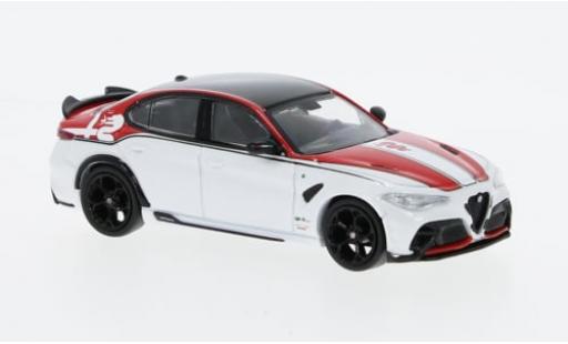 Diecast model cars Alfa Romeo Giulia sprint gta red/metallise white 1/64 Tarmac Works