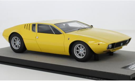 Diecast model cars De Tomaso Mangusta Coupe yellow 1971 1/18 Tecnomodel