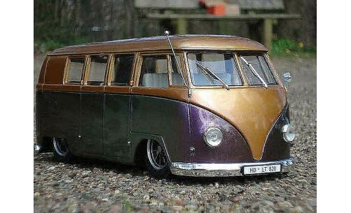 Volkswagen Combi Base 1/18 Solido the simple bus diecast model cars