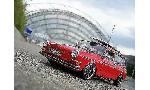 Volkswagen 1600 Base 1/18 Sun Star tl old school red avec brm jantes diecast model cars