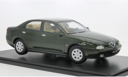 Diecast model cars Alfa Romeo 166 berlina green 1999 1/18 Triple 9 Collection