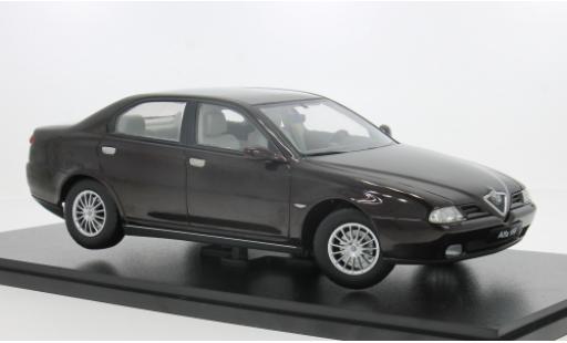 Diecast model cars Alfa Romeo 166 berlina black 1999 1/18 Triple 9 Collection