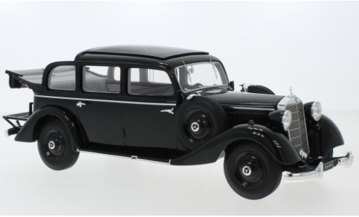 Diecast model cars Mercedes 260 Base D (W138) Pullman Landaulet black 1936 ouverts/es hood 1/18 Triple 9 Collection