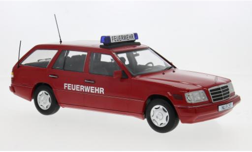 Diecast model cars Mercedes Classe E Kombi T-Modell (S124) 1995 Fire brigade 1/18 Triple 9 Collection