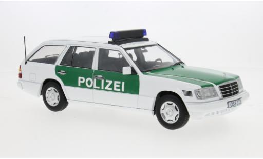 Diecast model cars Mercedes Classe E Kombi T-Modell (S124) 1995 Police 1/18 Triple 9 Collection