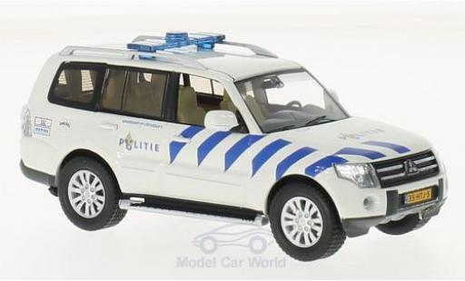 Diecast model cars Mitsubishi Pajero Base white/blue Politie Amsterdam (NL) 2013 1/43 Triple 9 Collection