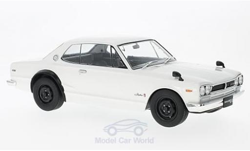 Diecast model cars Nissan Skyline 2000 GT-R KPGC10 white RHD 1/18 Triple 9 Collection