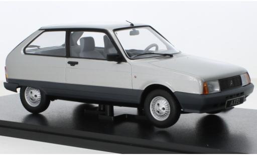 Diecast model cars Citroen Axel TRS 12 d 1990 1/18 Triple 9 Collection