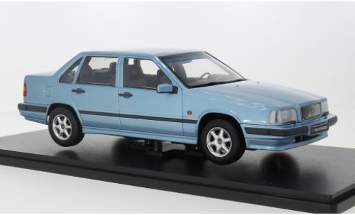 Diecast model cars Volvo 850 Base blue 1993 1/18 Triple 9 Collection
