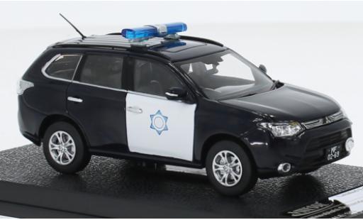 Diecast model cars Mitsubishi Outlander Base Macau Customs Departement 1/43 Vitesse