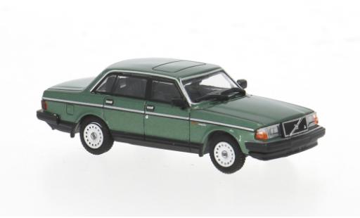 Diecast model cars Volvo 240 GL green 1/87 Minichamps