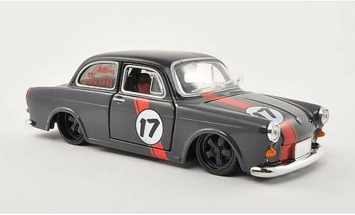 Volkswagen 1600 Base 1/24 Maisto Stufenheck Tuning No.17 diecast model cars