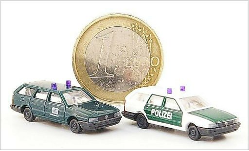 Volkswagen Passat Base 1/160 Busch Variant diecast model cars